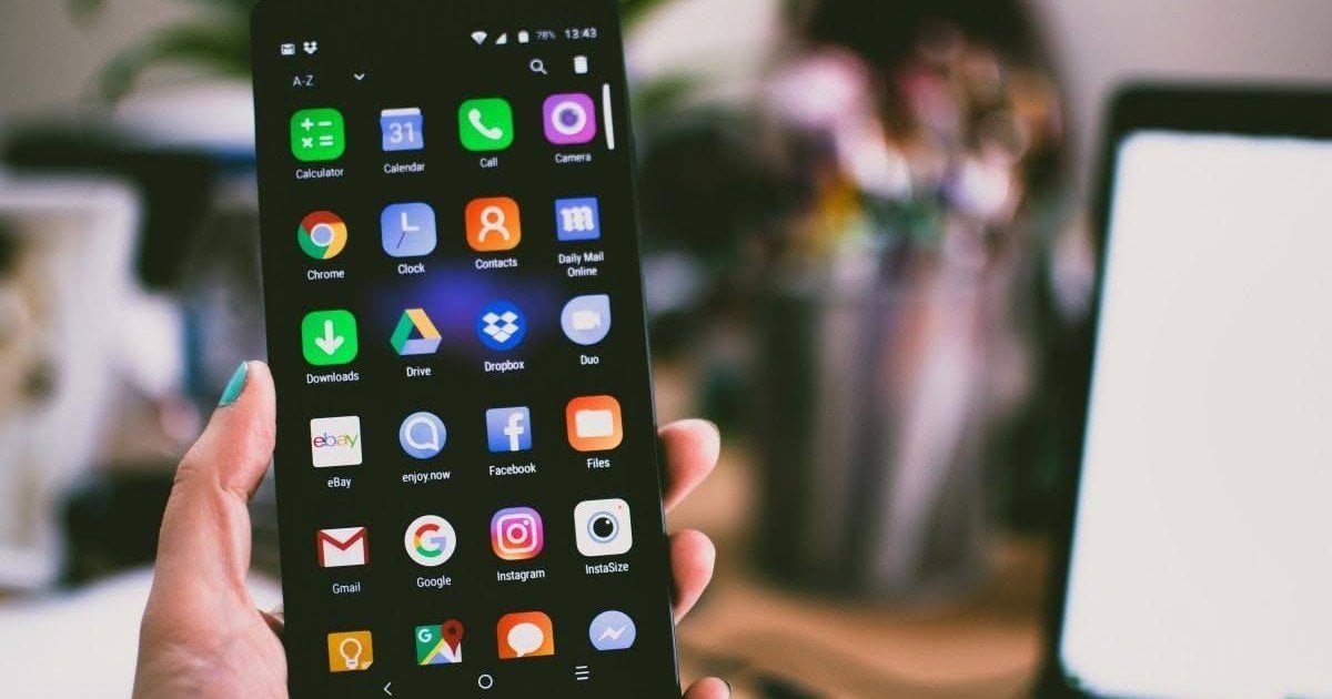 Деякі смартфони стають легкою здобиччю для кіберзлочинців: про що попередили експерти